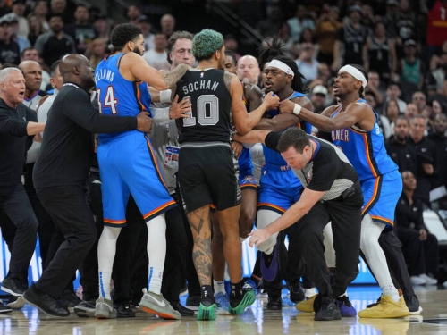 NBA》雷霆、馬刺爆衝突導致3人被趕出場 J.威廉斯砍41分助雷霆3連勝