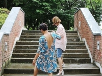 「情侶裝交換穿」連泳裝都換？女生上空了啦＞／／＜