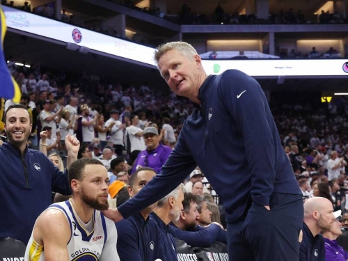 NBA季後賽》幫柯瑞喊暫停休息 勇士、國王教練場邊在鬥智