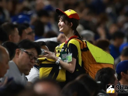 MLB東京賽直擊》大聯盟賽事也有「売り子」！啤酒妹：比平常安靜