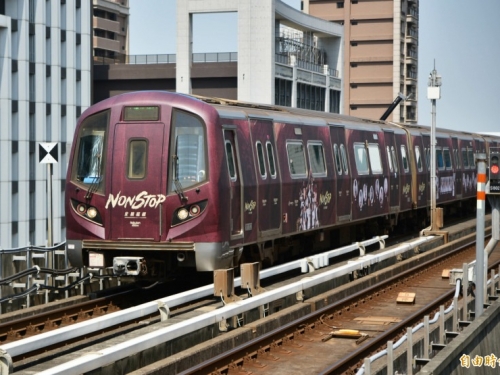 中職》全猿猛進！機捷挺猿彩繪列車啟航 挺猿聯票25日起開賣