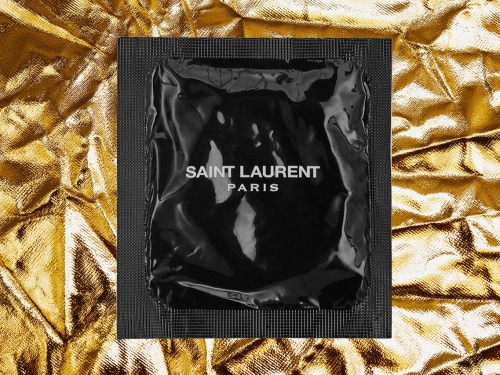 這麼高級你敢用嗎！聖羅蘭Saint Laurent推出品牌「避孕套」，新潮設計嚇壞眾人...