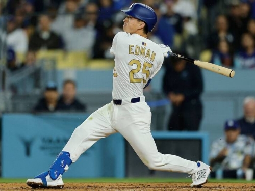 MLB》韓裔工具人艾德曼連續秀美技守備拯救道奇 讓教頭讚賞