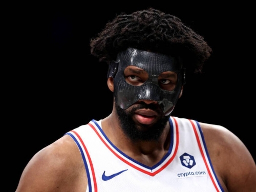 NBA》七六人三巨頭只合體10場 恩比德左膝腫脹復出又延後