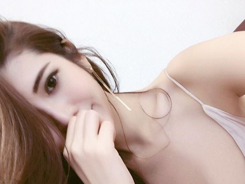這我可以玩１０年！有奶又有腿，容易讓人三心二意的妹子「Jessie Lee」