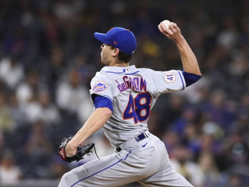 MLB》33顆100英哩火球寫紀錄 德葛隆鬼神防禦率百年首見