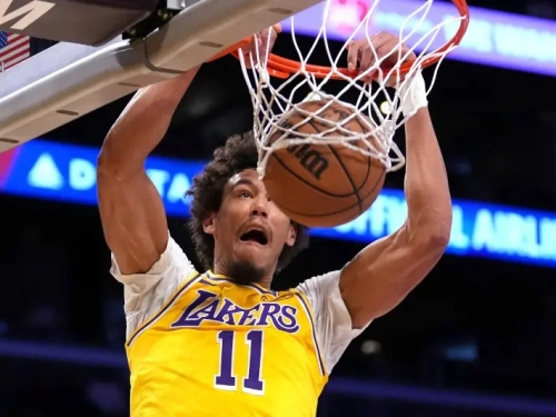 NBA》湖人中鋒休賽季苦練三分！喊話下賽季將成為外線投射選擇