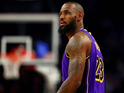 NBA》詹皇打鐵命中率寫17年來最慘 連主帥都忍不住爆粗口