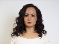 防長皺紋！英美魔女40年不笑　臉僵成「蒙娜麗莎」