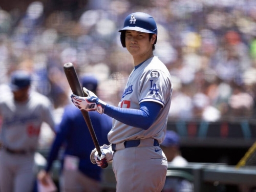 MLB》100個翔平能打贏大猩猩嗎？ 大谷用英語笑回：我很壯！