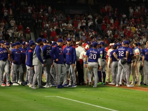 MLB》全場共丟5顆觸身球 天使、遊騎兵之戰一度板凳清空
