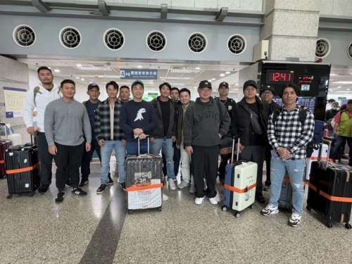 中職》》獅隊爭霸失利仍安排南韓旅行 林岳平和教練團出發了