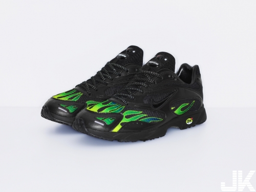 Supreme x Nike最新聯名款正式發布！以Air Streak Spectrum Plus為藍本打造時尚老爸跑鞋！