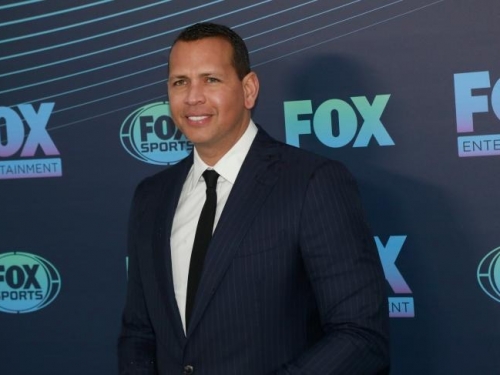 NBA》Alex Rodriguez正式成灰狼隊老闆！497億價碼出售　漲了15倍