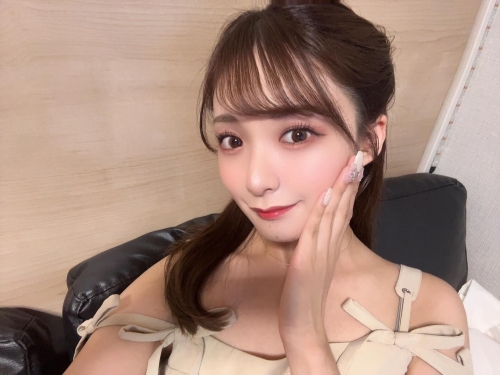 頂尖藝能界轉戰AV的重量級新人「渚戀生」，參戰「TREND GIRLS × JKF」攝影會
