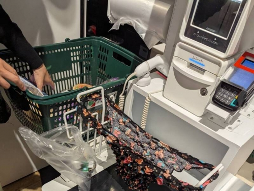 「這款購物袋」太特別！被問無數次「內褲嗎？」