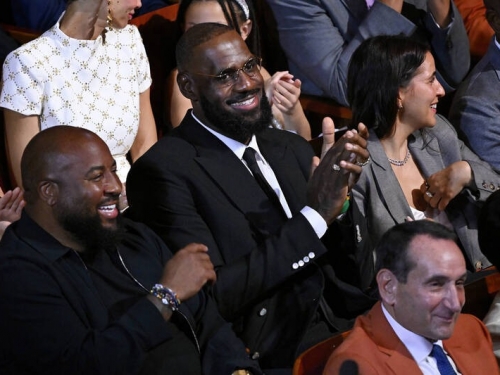 NBA》詹皇撰文人民日報 預示NBA與中國爭端完全冰釋