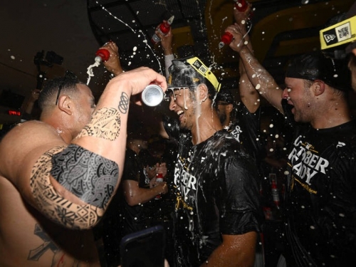 MLB》Beat LA！分區賽連3次對決死敵道奇 達比修可望與山本過招