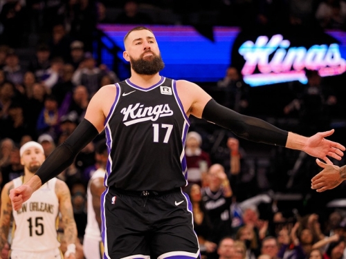 NBA》午覺醒來被好友通知轉隊 國王瓦倫丘納斯談交易奇遇