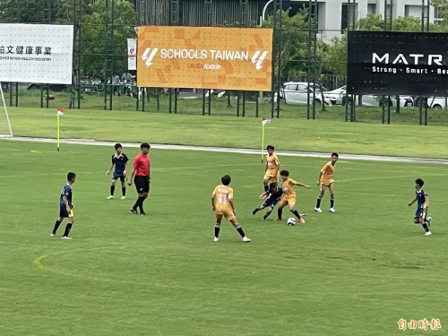 足球》福爾摩沙國際7人制足球賽高雄開踢 132隊齊聚競技