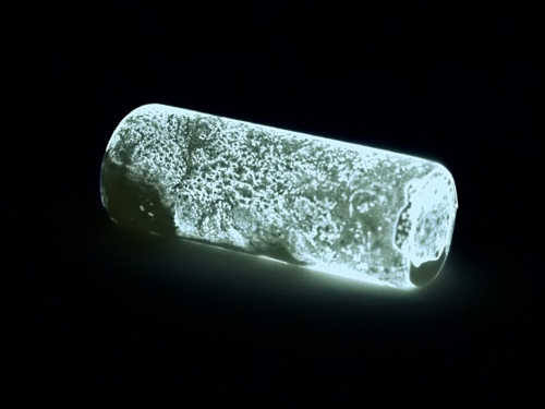 為提取黃金，他煮沸5500升尿液，意外發現改變世界的新元素