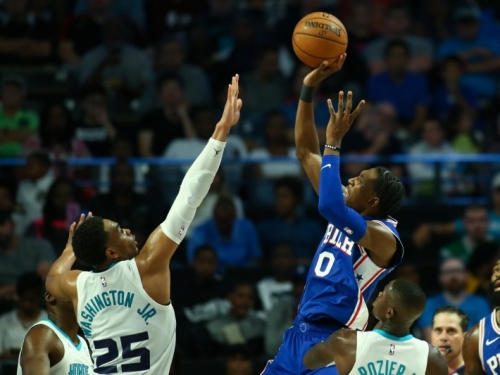 NBA》賞對手13記火鍋 七六人捉蜂奪二連勝