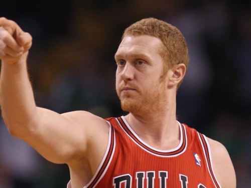 「地表最強鬥牛賽」準備選秀！ 痛電酸民的「白曼巴」也來了！