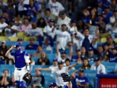 MLB》開轟的鈴木誠也盜三壘卻成要命出局 讓小熊教頭很火大