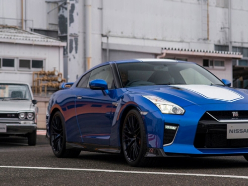先別管大改款了！Nissan GT-R 五十週年先慶祝一波，推出經典藍「50週年特仕版」