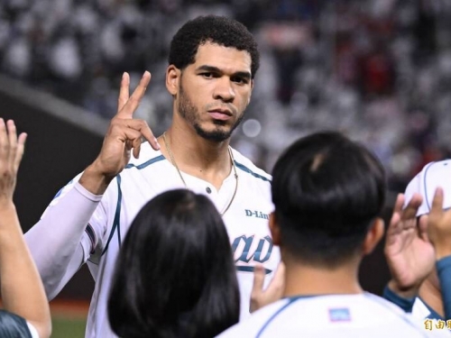 中職》魔鷹寫高懸18年鬼神紀錄 全票勇奪5月份MVP