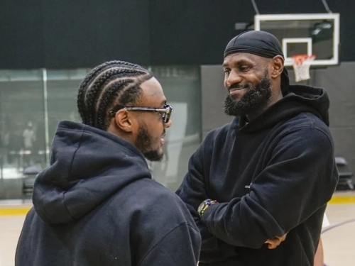 NBA》開幕戰就能見詹姆斯「父子聯手」？ 美媒：一定會發生