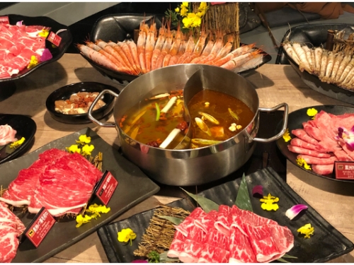 雙和牛咖喱飯！信義遠百A13「新馬辣PLUS」3 大看點直擊　只要「吃這碗」立馬回本？