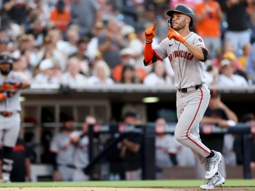 MLB》又一超級新秀誕生？McCray雙響炸裂 砲轟松井裕樹助巨人踢館教士