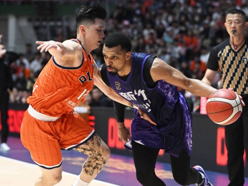 PLG季後賽》艾夫伯拿38分+李家瑞變射手 攻城獅三分雨轟垮領航猿