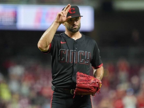MLB》就差3個出局數 紅人34歲右腕差點上演無安打比賽