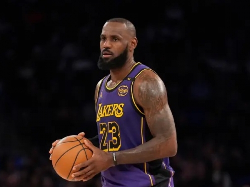 NBA》詹皇超越喬丹！成為NBA最老40分的球員　最老「50+」得主竟是此人