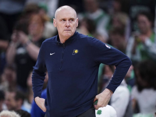 NBA季後賽》溜馬主帥關鍵時刻未喊暫停扛責  哈里伯頓：不能怪他