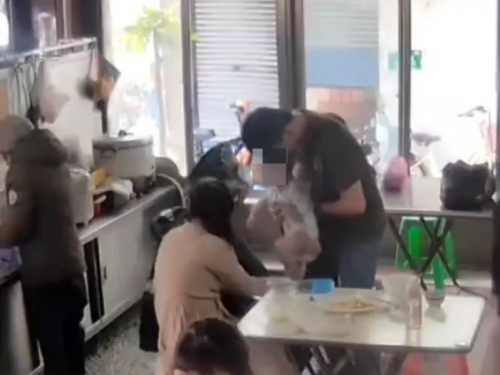 在麵店丟尿布被多收百元！家長怒留負評 店家「還原真相」掀2派論戰