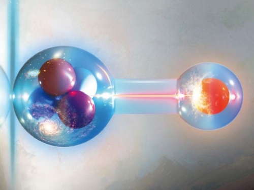 第一個宇宙分子