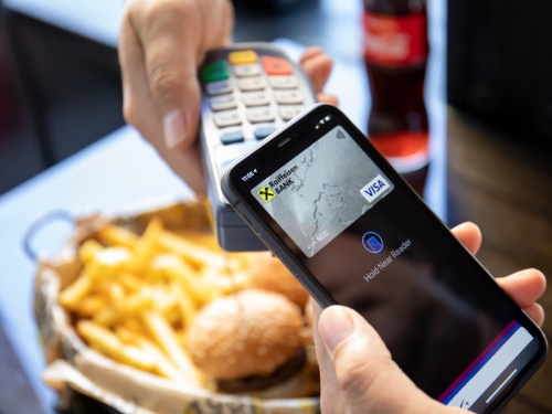 台灣人為何熱愛用現金結帳？