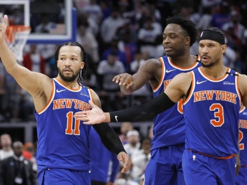 NBA季後賽》布朗森晃開對手投進致命三分彈 關鍵是隊友跟保持鎮定