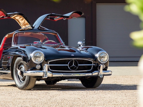 鷗翼車門祖師爺！1955年美呆古董車 Mercedes-Benz 300SL 將拍賣，價值上看4500萬！