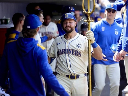 MLB》超越大谷獨居大聯盟全壘打王！水手重砲司令塔本季第23轟出爐