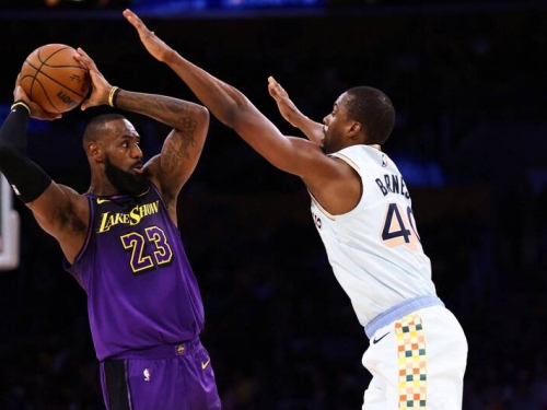 NBA》詹姆斯18分但出現7失誤 湖人第四節被馬刺打爆吞3連敗