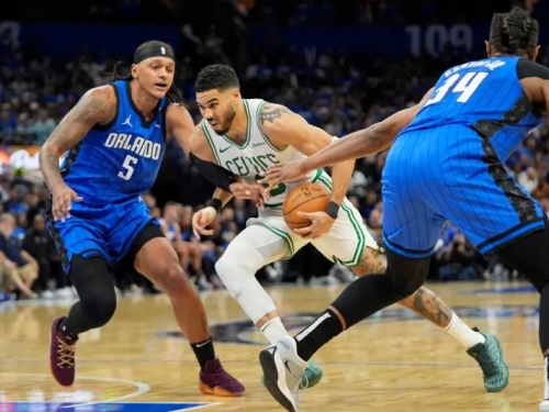 NBA》塞爾提克107：98擊敗魔術！Tatum砍37分　系列賽取得聽牌