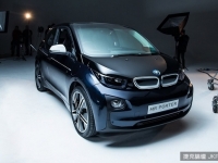 Mr Porter 打造英倫紳士最愛的BMW i3