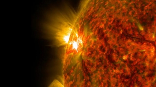 發現暗物質新途徑：觀察與恆星碰撞時產生的衝擊波