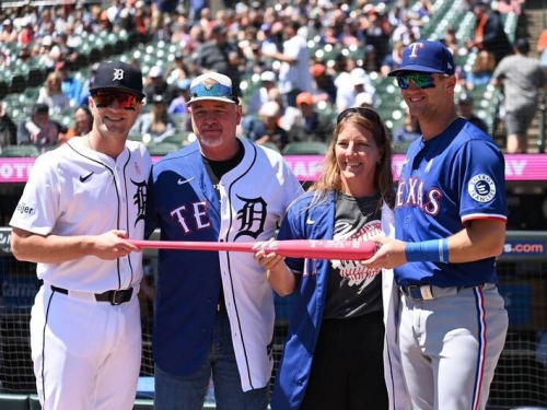MLB》榮格兄弟母親節同場較勁！媽媽現場觀戰坦言：非常驕傲