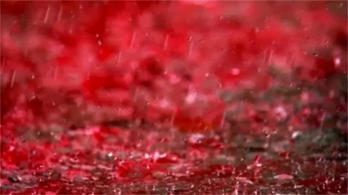 顛覆人類想像的十大地球奇觀-印度血雨