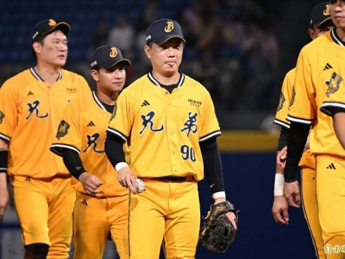 中職》狂掃66萬385票獲選明星賽人氣王！江坤宇：陽光宅男感謝大家